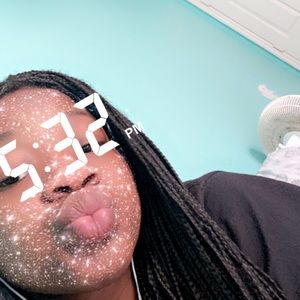 Meet your Posher, Imani